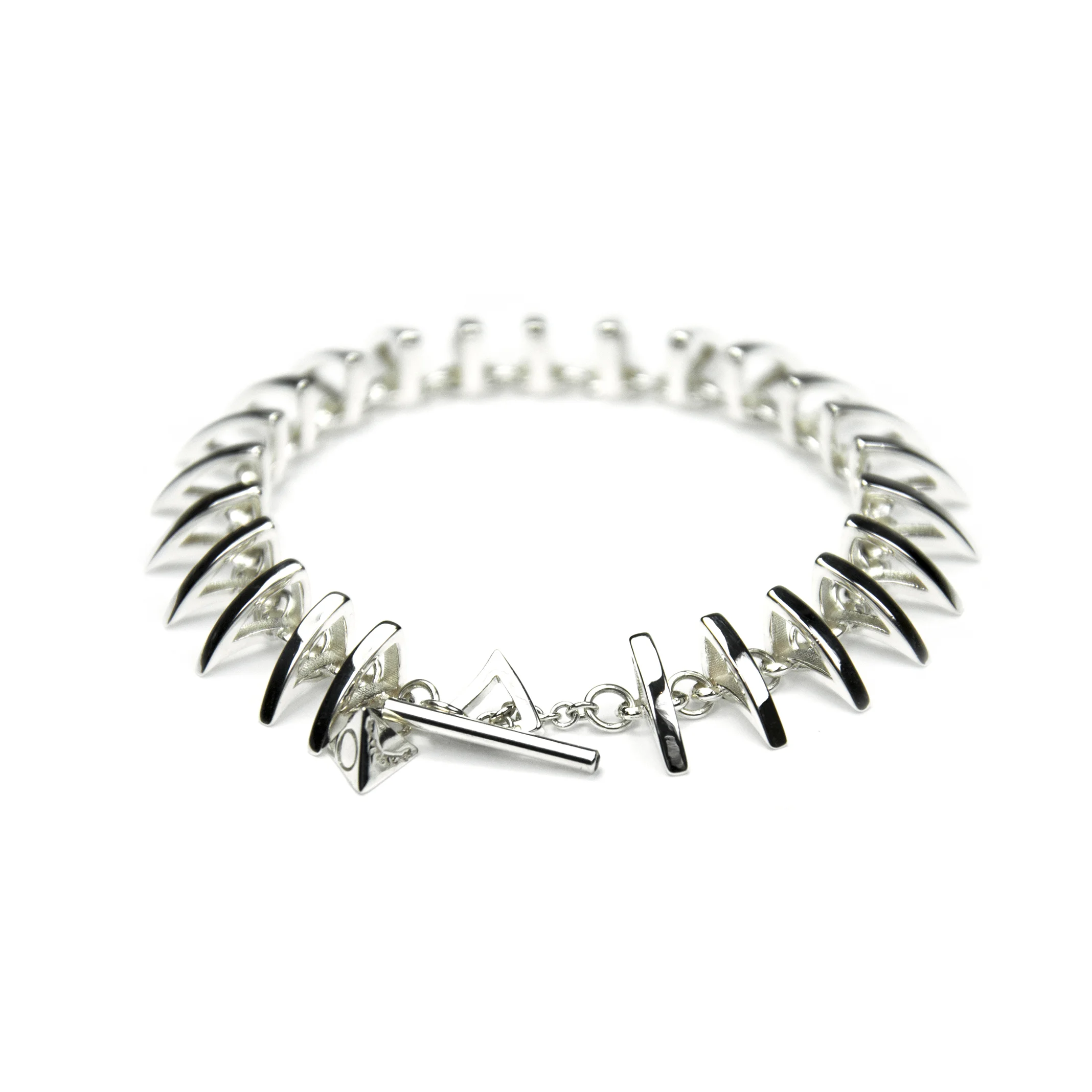 simple shape bracelet silver 1sqsm.jpg