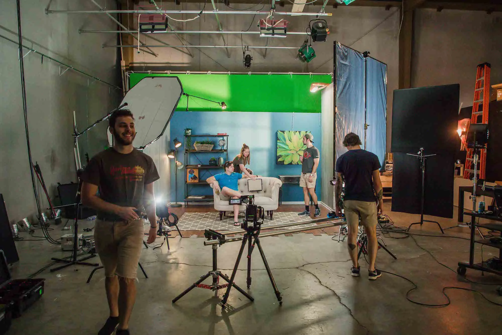 Let People See Studio Space with Lighting Grid