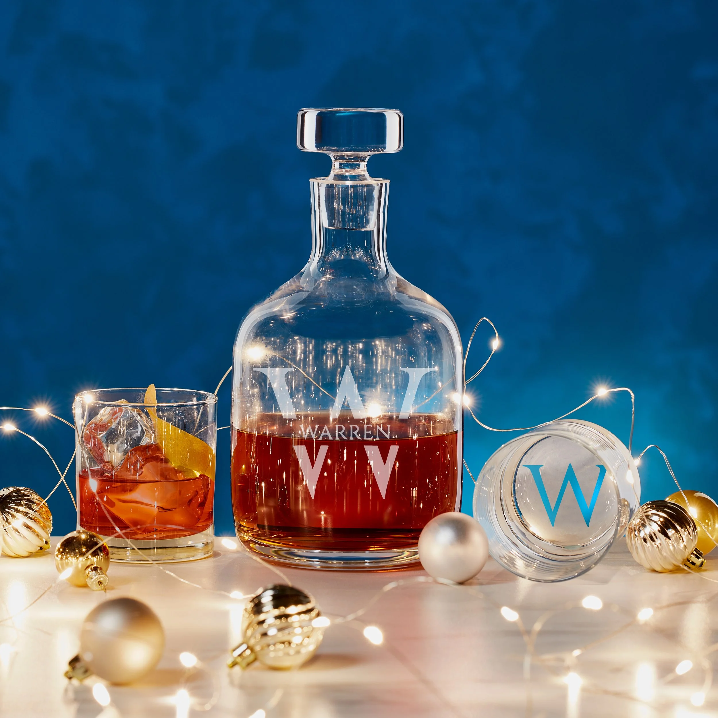 astordecanter_holiday_1.jpg