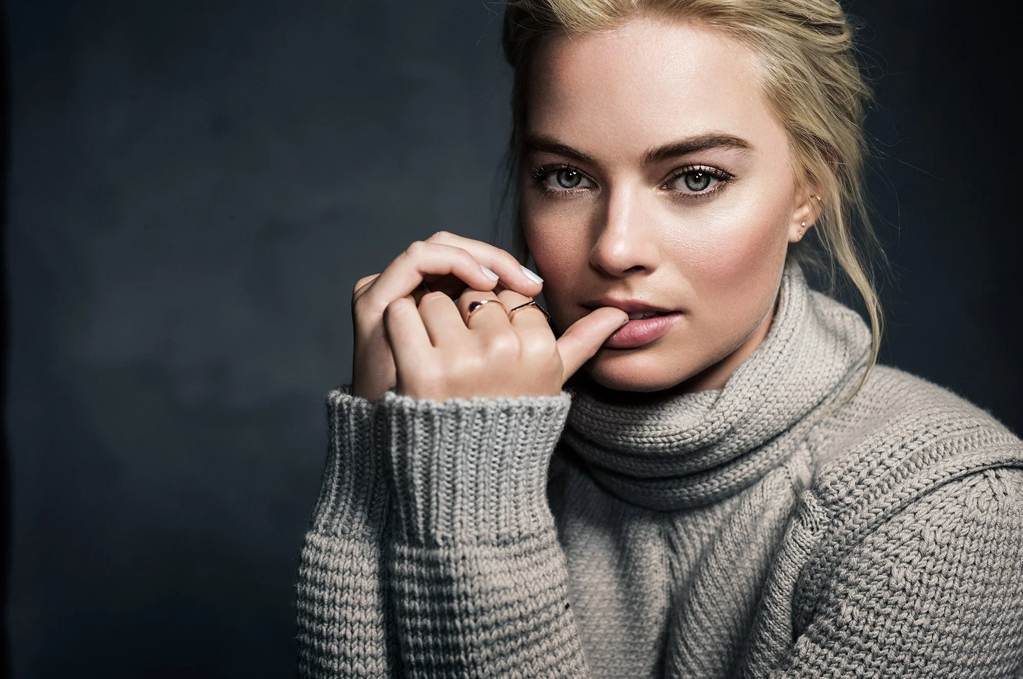 Margot_Robbie_037-as-Smart-Object-1 - Copy.jpg