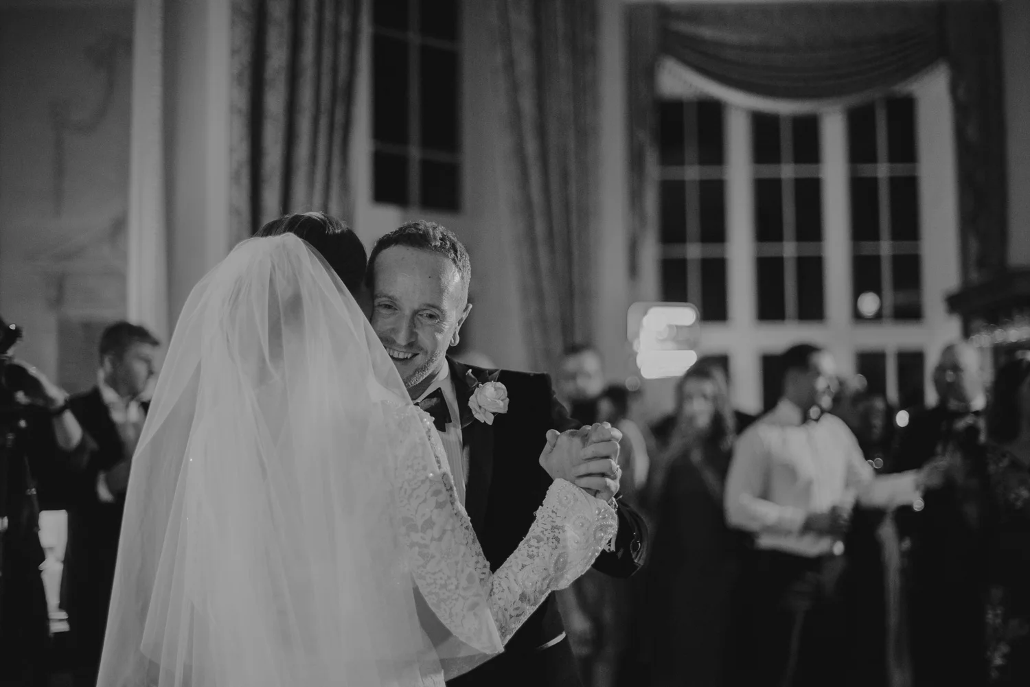 luttrellstown-castle-ireland-wedding-photographer-98.jpg