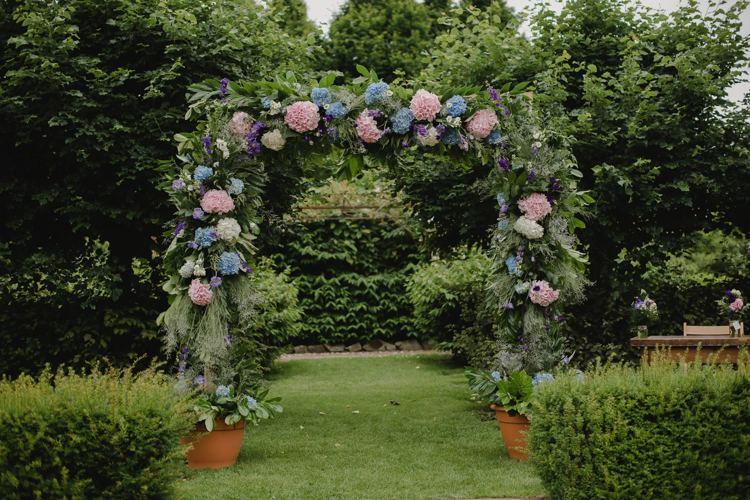 larchfield-estate-wedding-photographer-nothern-ireland-55.jpg