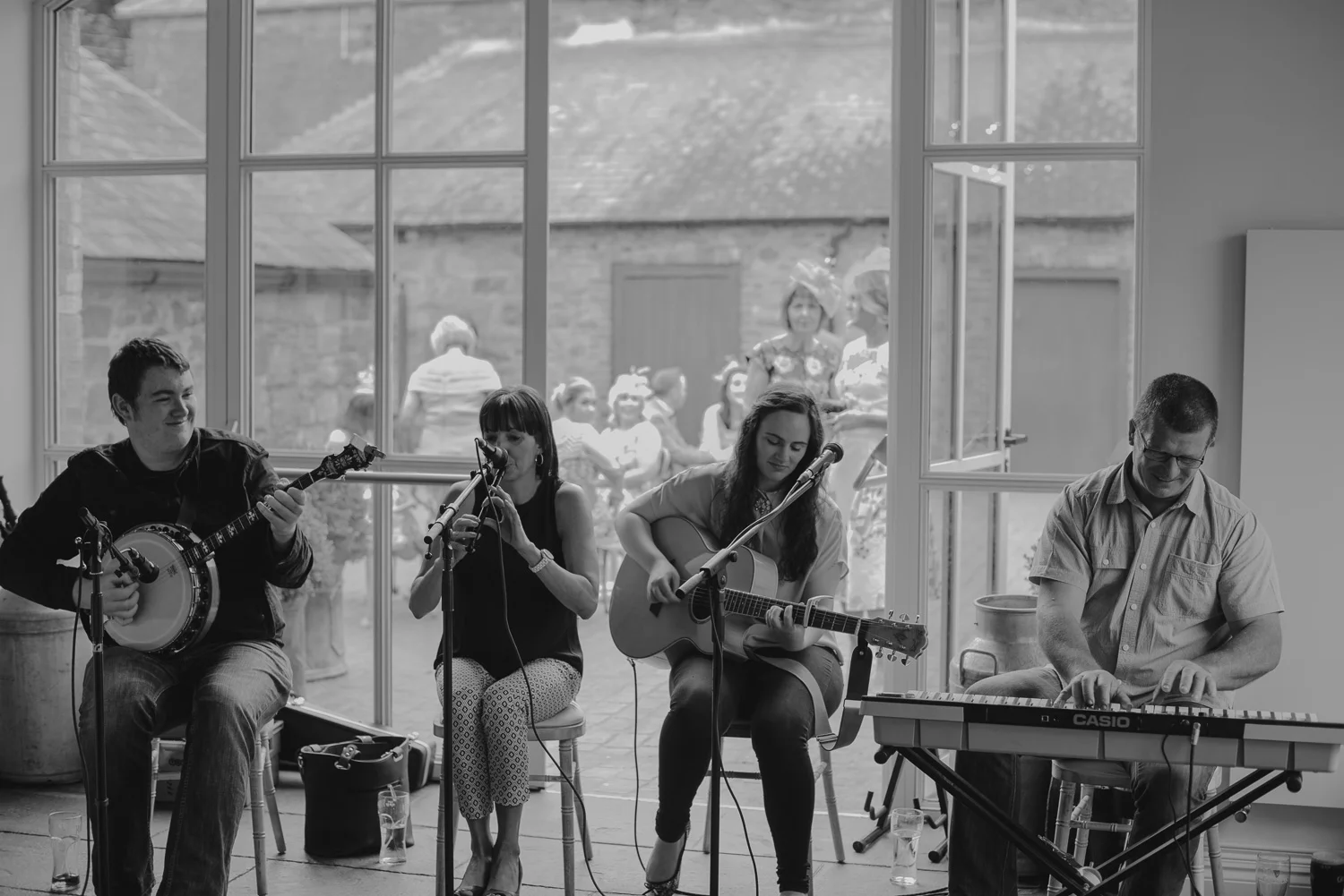 larchfield-estate-wedding-photographer-nothern-ireland-108.jpg