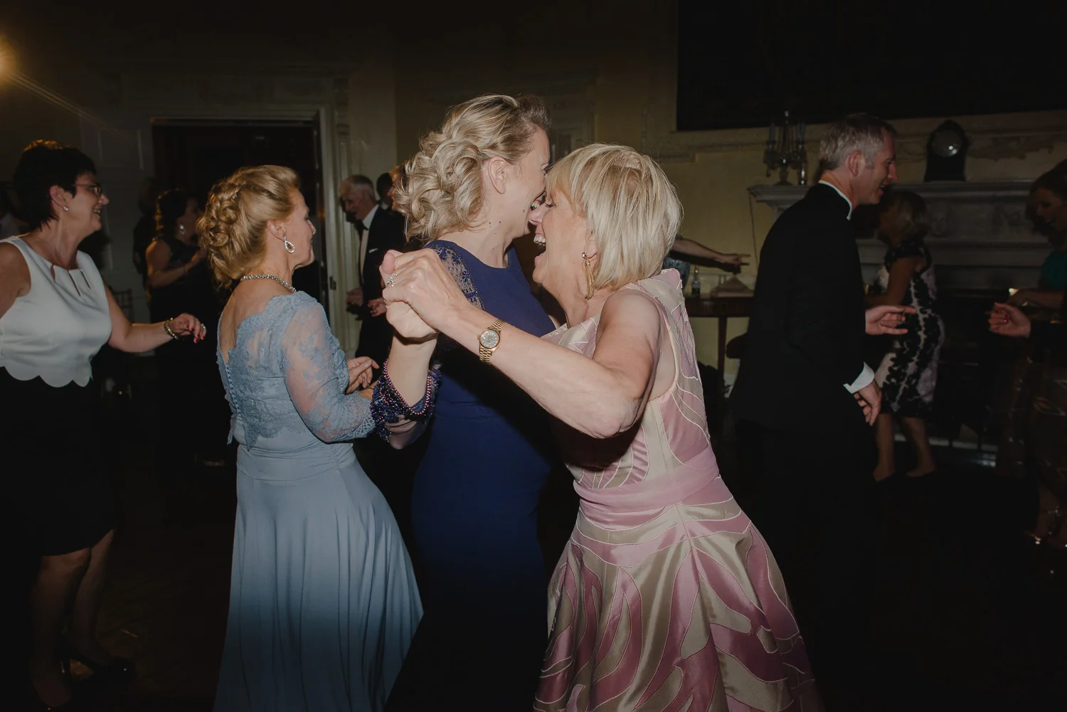 luttrellstown-castle-ireland-wedding-photographer-129.jpg