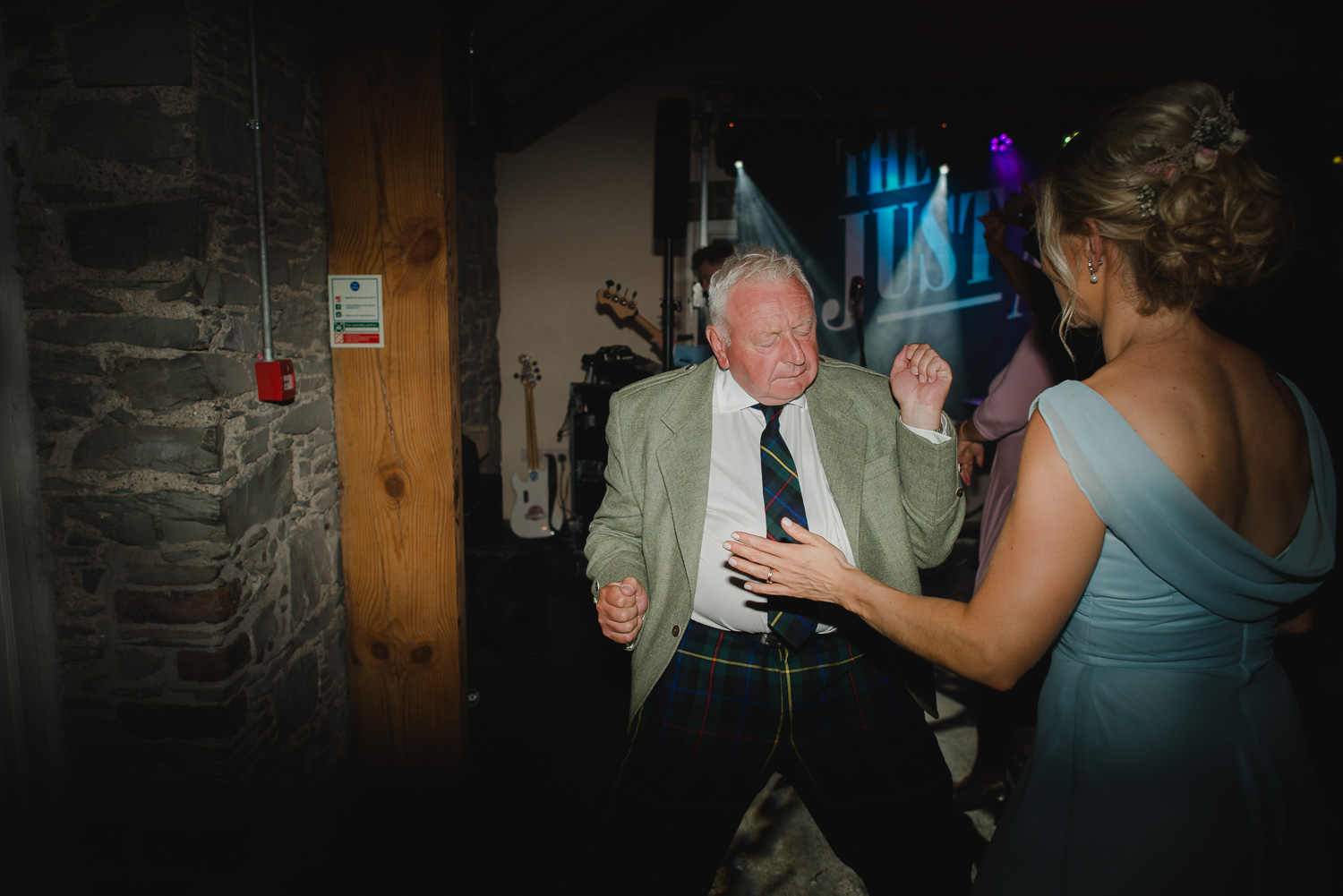 Best-wedding-photographer-northern-ireland-135.jpg