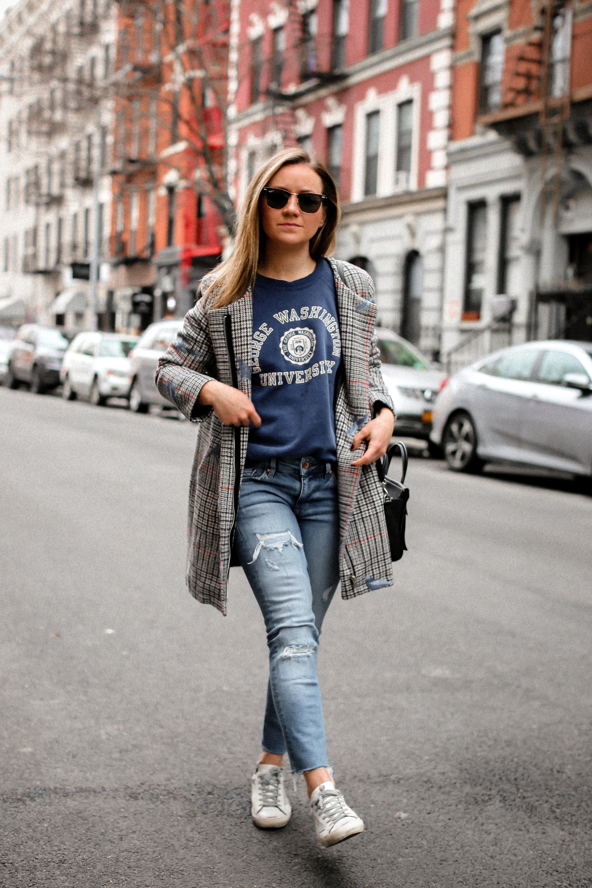 fizz-fade-graphic-sweatshirt-2.jpg