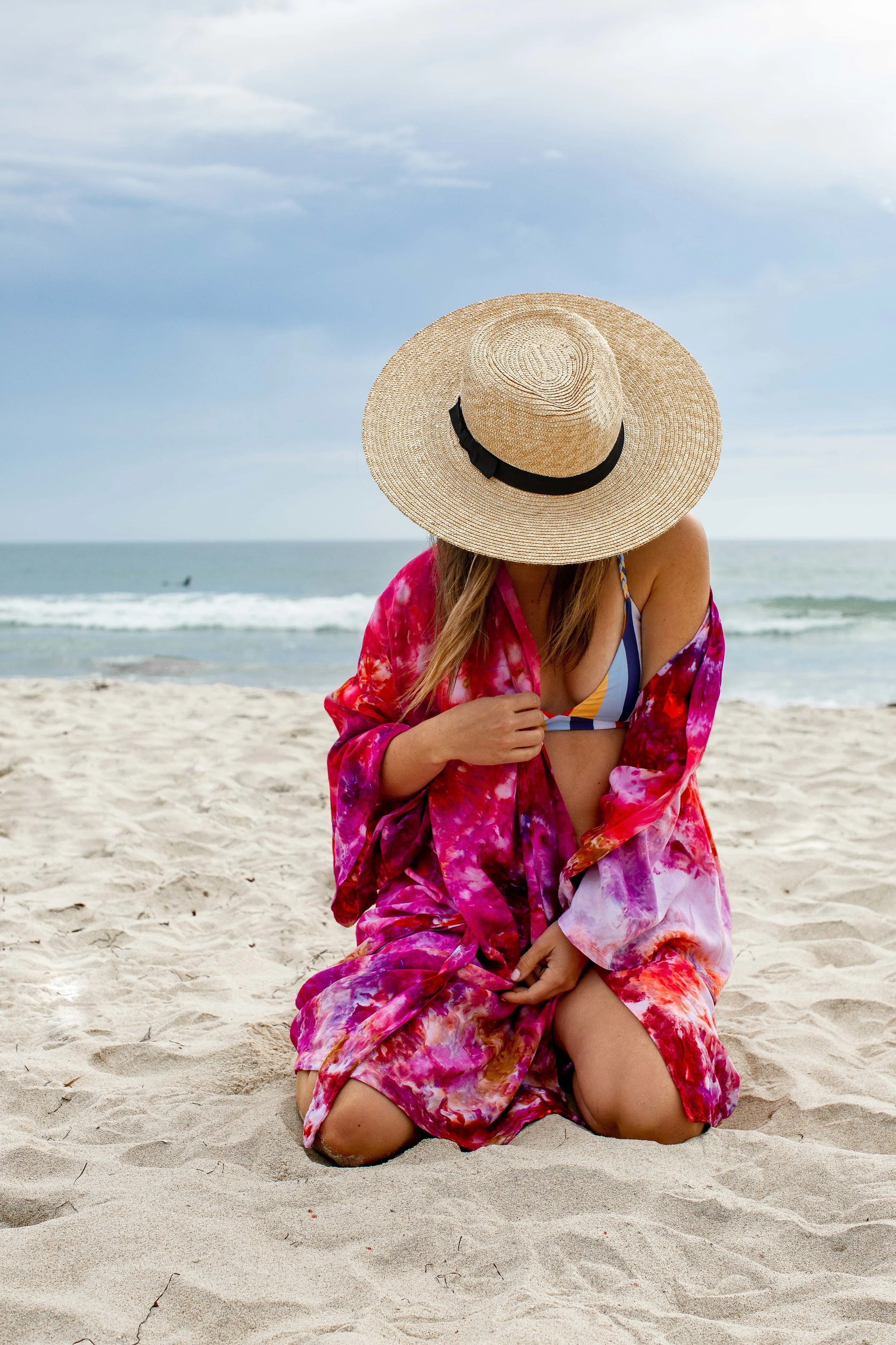 MAGILL-RASPBERRY-ROBE-BEACH-2.jpg