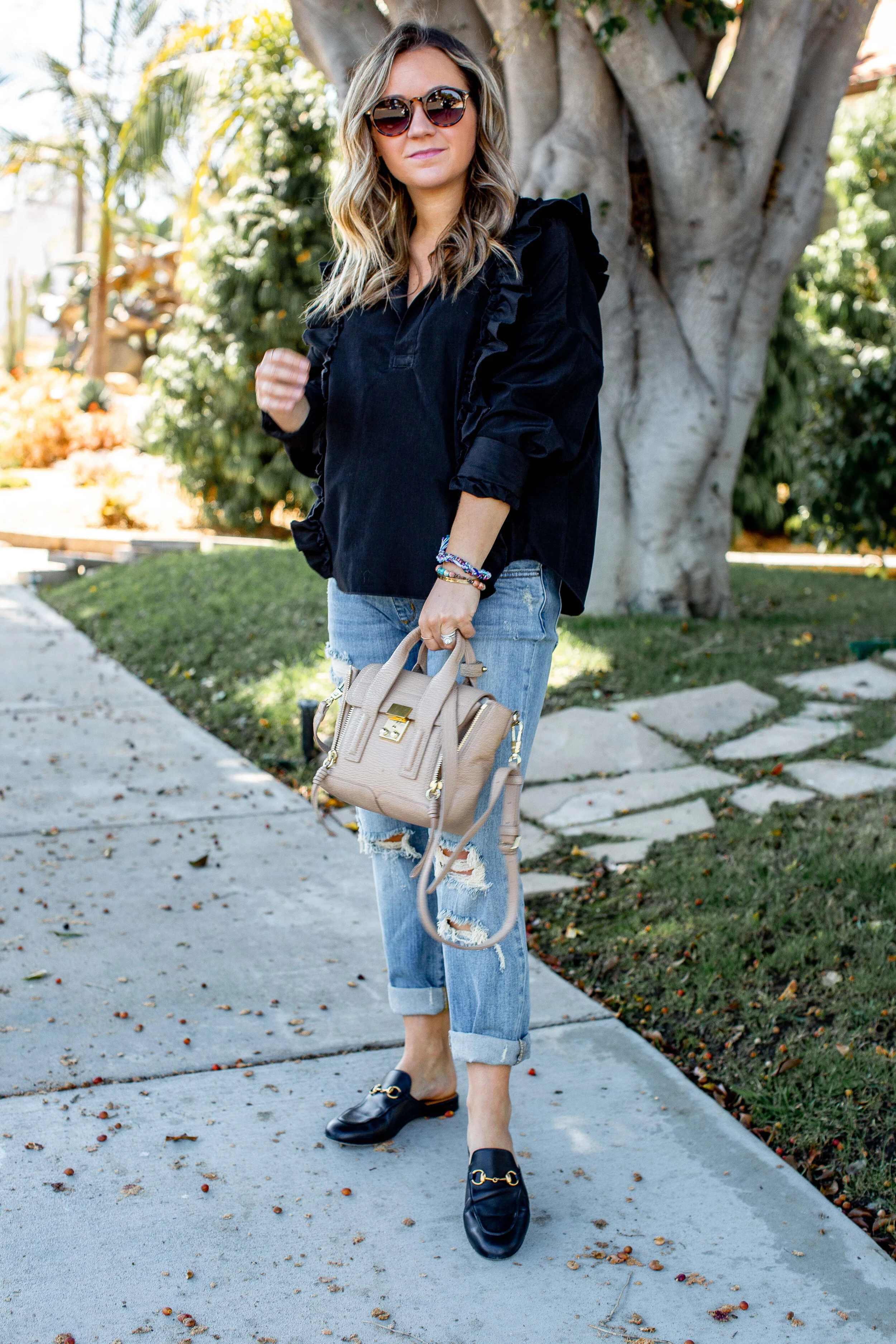 fizz-fade-bf-maternity-jeans-3.jpg