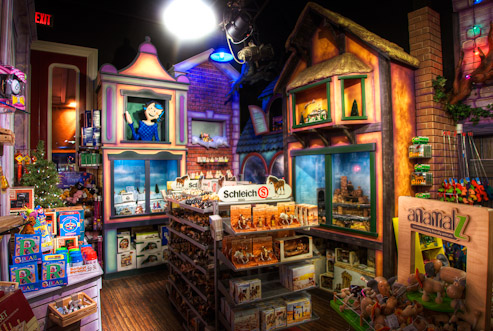 G. Willikers Toy Emporium, 2005