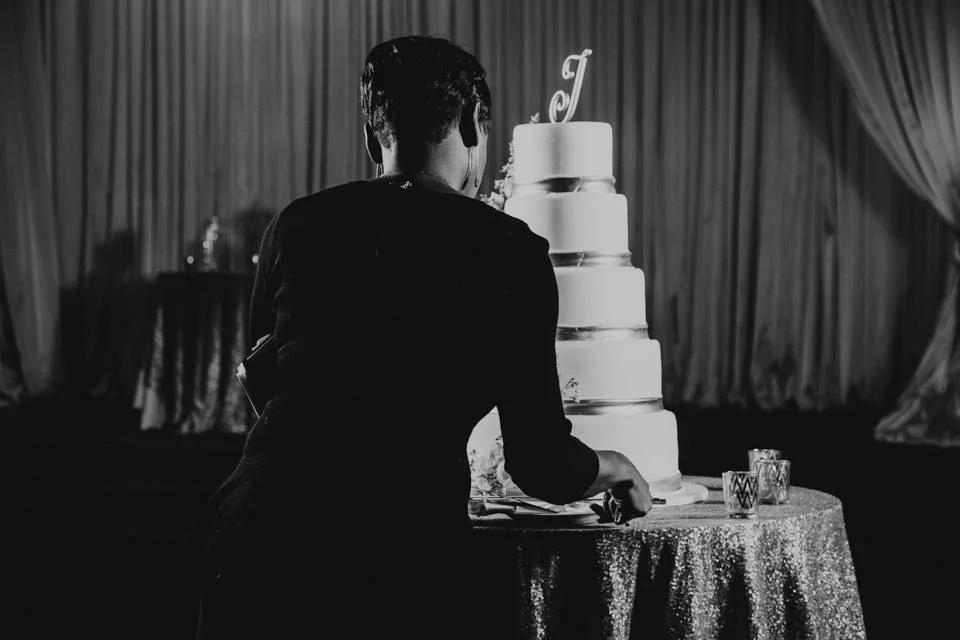 Tipping Guide to Wedding Vendors