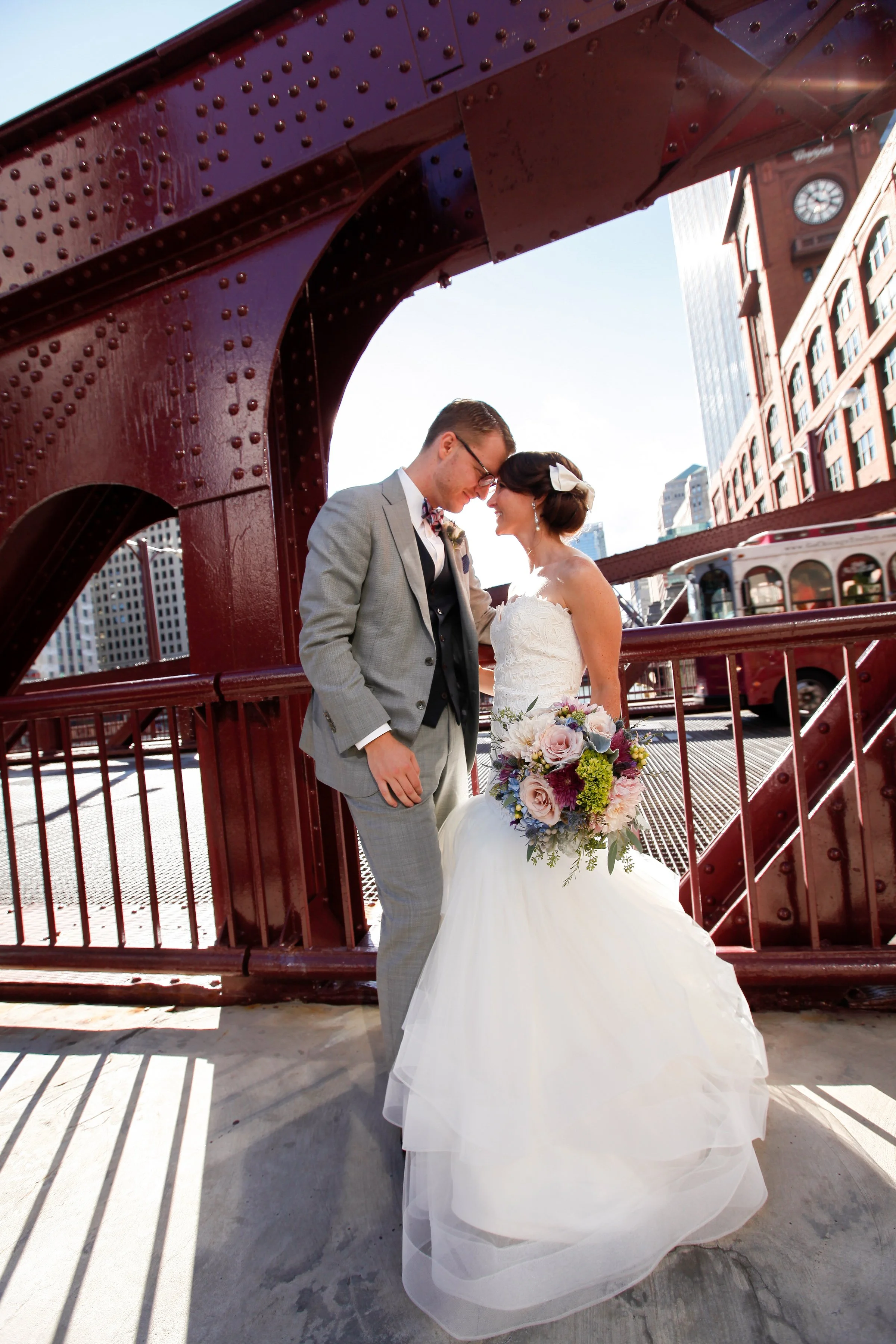 Planning a Civil Wedding in Chicago: What to Know + Where to Take Photos