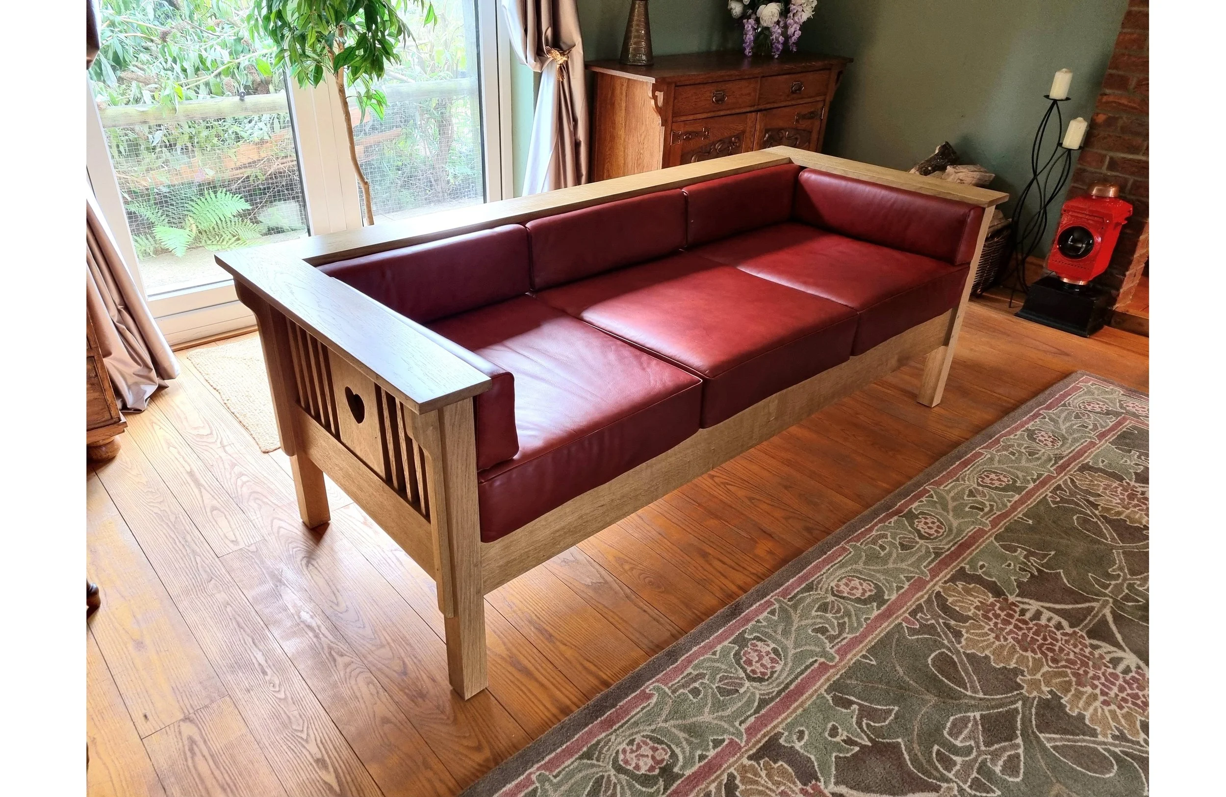 TheArtsAndCraftsHouse_SetteeInLeather.jpg