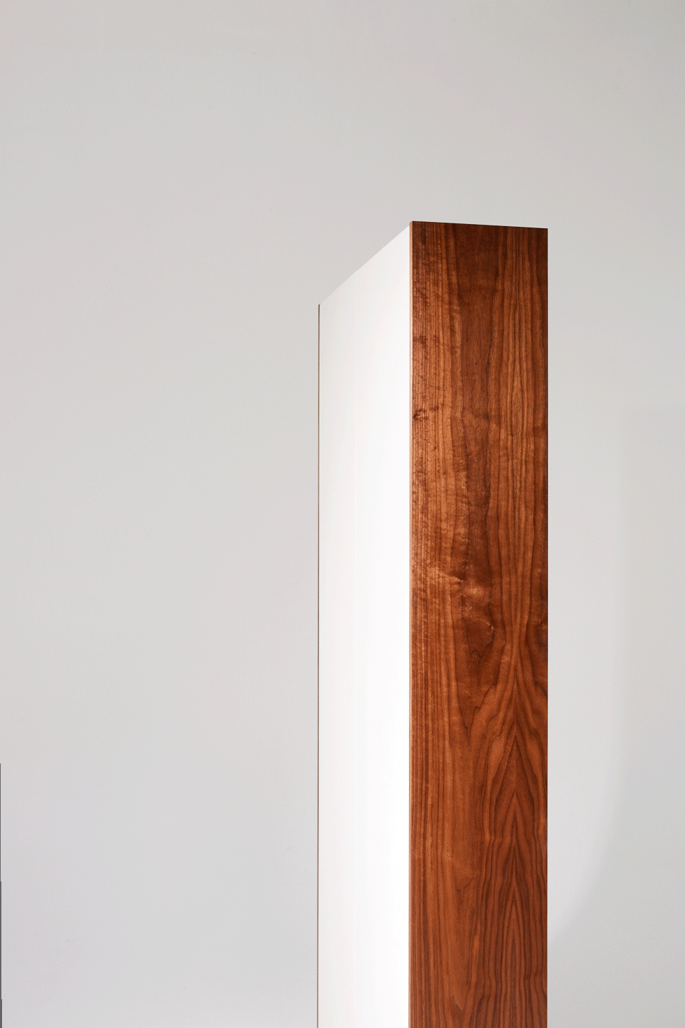 Germanwoodworks_Cabinet.gif
