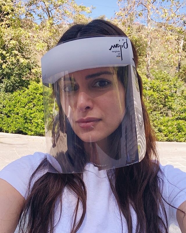 Hope everyone is staying home and staying safe! Loving my @houseofbijan x @acushield face shield 😷 So proud of my family @acushield and @houseofbijan for working around the clock during this time in order to repurpose their manufacturing to produce 