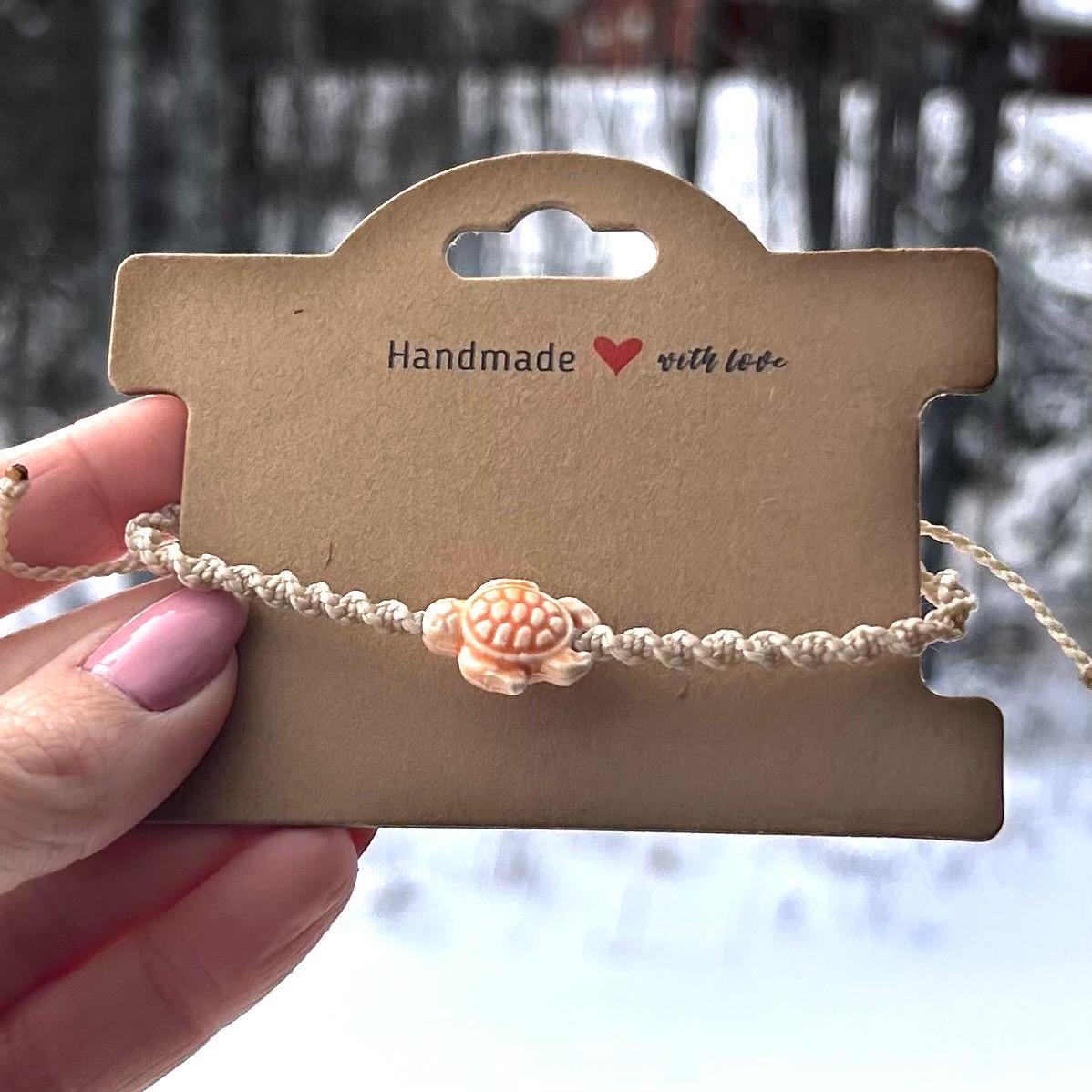 https://i.etsystatic.com/32697578/r/il/b82e7f/6632110789/il_fullxfull.6632110789_qy93.jpg