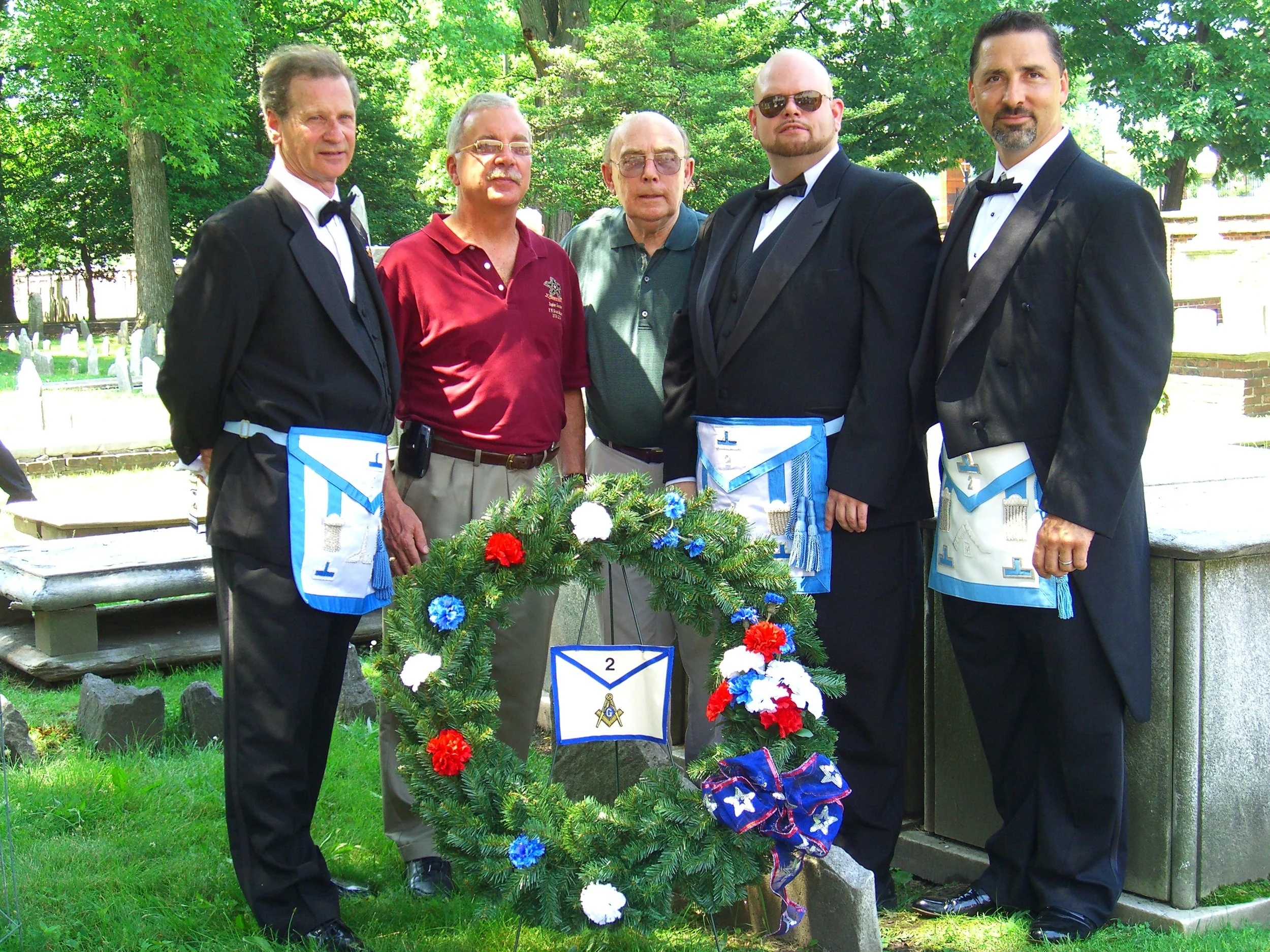 [2008] Wreath Laying at the grave of Bro. Benjamin Franklin, P.R.W.G.M.