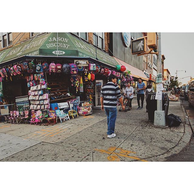 5th Avenue, Sunset Park. #sunsetpark #brooklyn #newyork #nyc #vsco #vscocam #brooklynitehawk