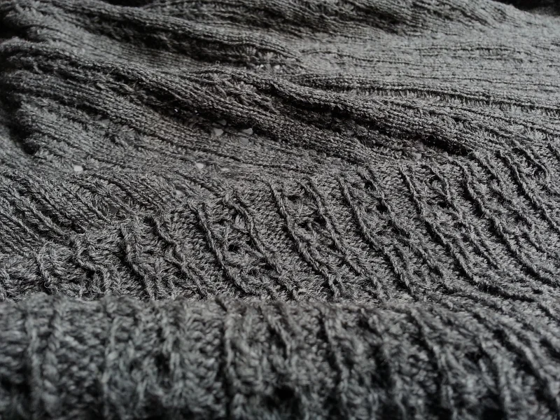 Tucks and Ribs 3 | 100% Wool