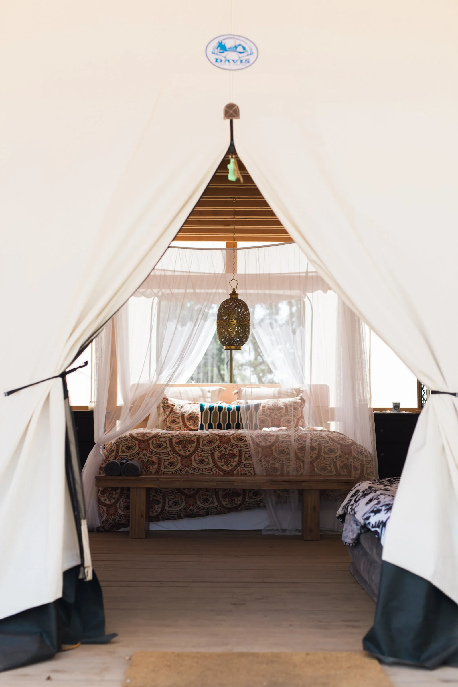 Jen_Chris_Prep_Chris_0003.jpg the tents.jpg