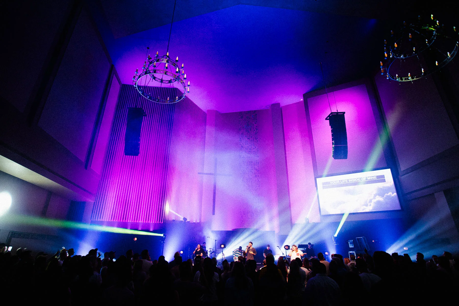 Luxium-Creative-@matt__le-Hope-Is-Here-Tour-Phoenix-Living-Streams-Chad-Veach-Mosaic-MSC-Zoe-Worship-Concert-Photography-119.jpg