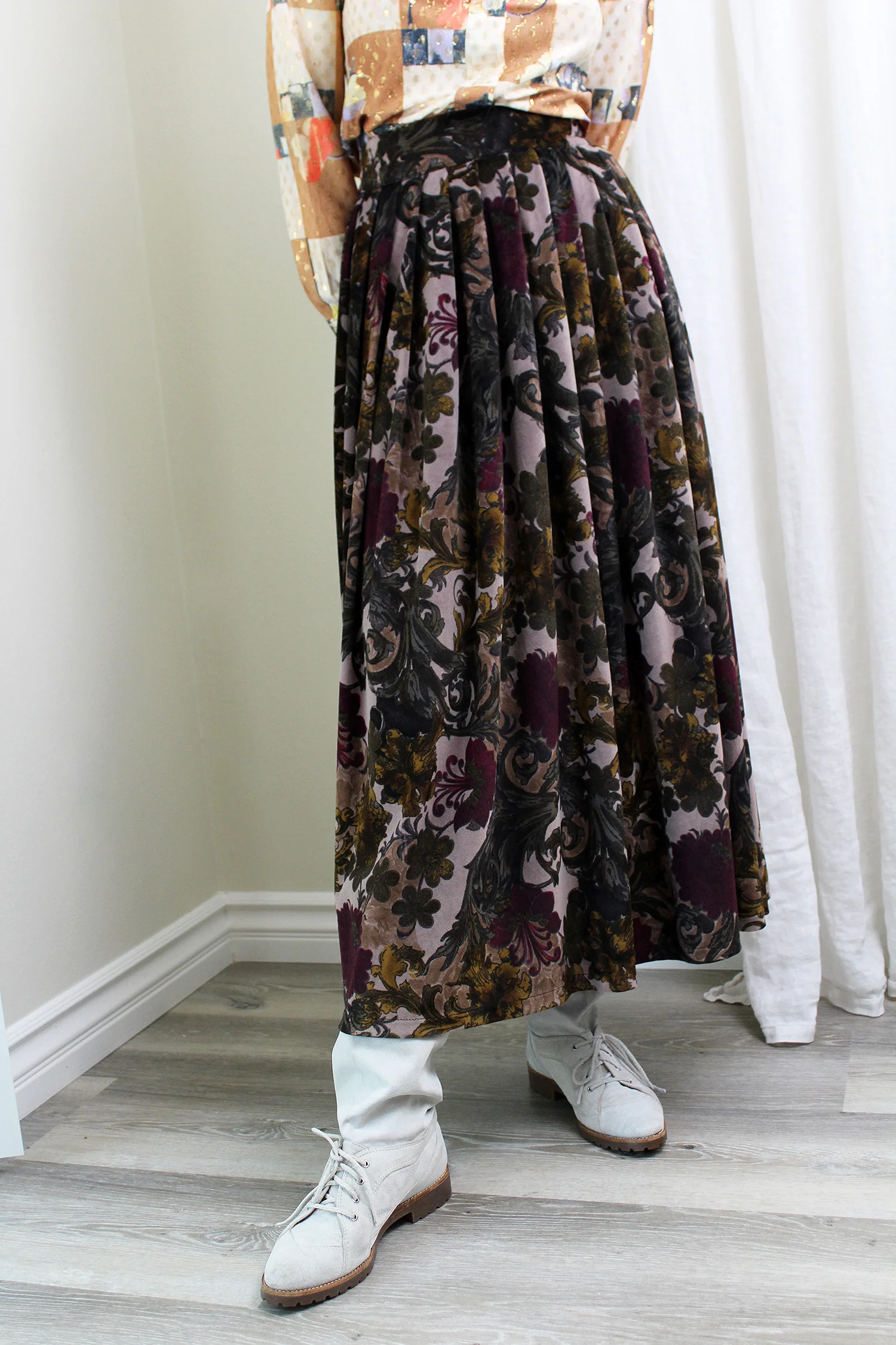 floralvelour3.jpg