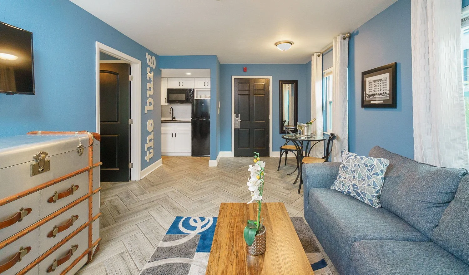 44-web-or-mls-AVALON Suite 1-1-16.jpg