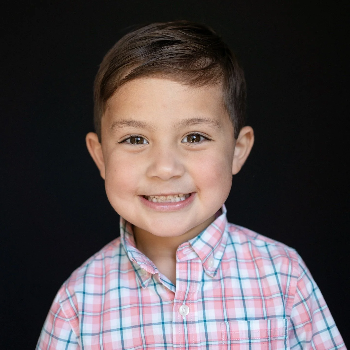Wrapping up photo day at @cumcprek. These are going to be so fun to edit and share!! 📷🥰