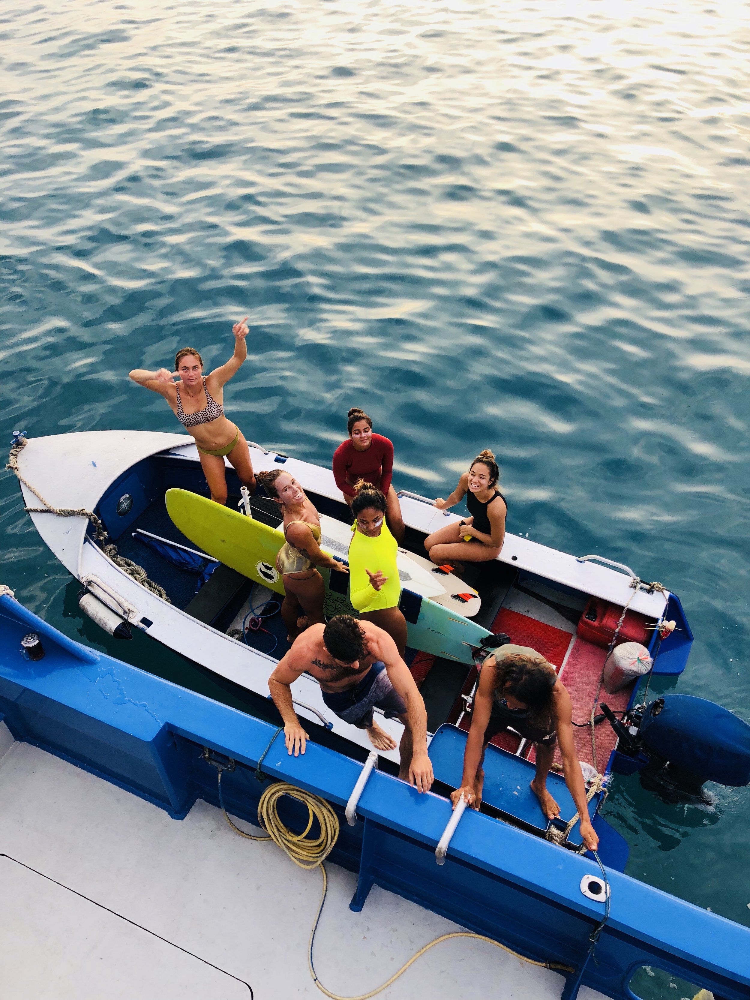 The girls gearing up and already in the dingy on our first day