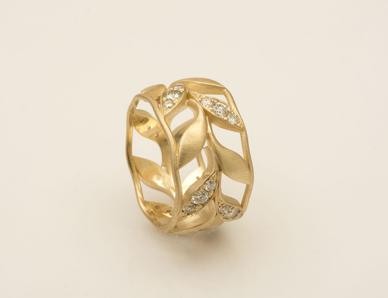 14k Yellow Gold Diamond Leaf Ring — Flamingo Jewelry