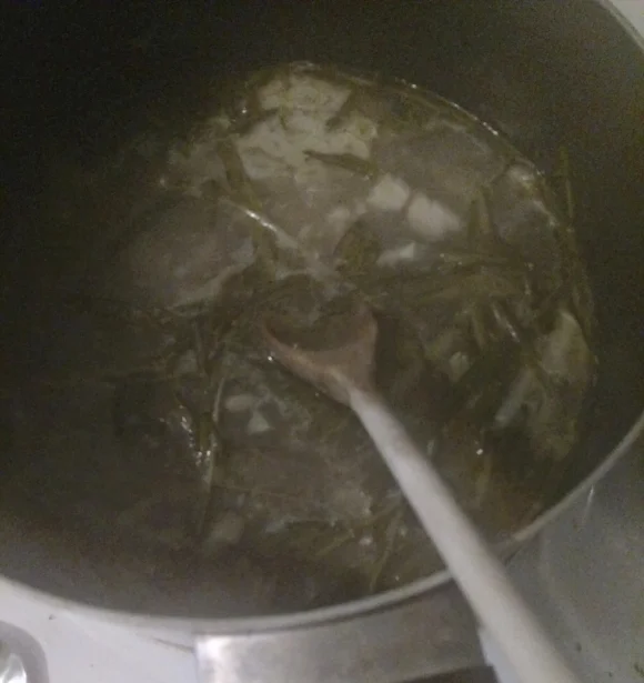 gray pot.jpg