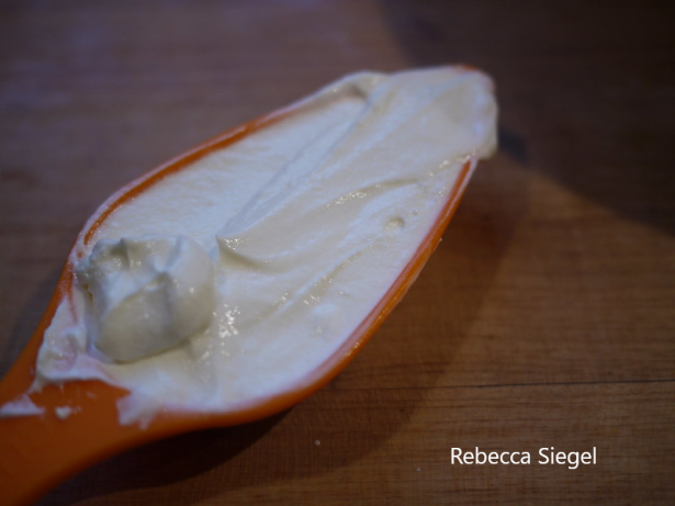 1 - Yog spoon.png