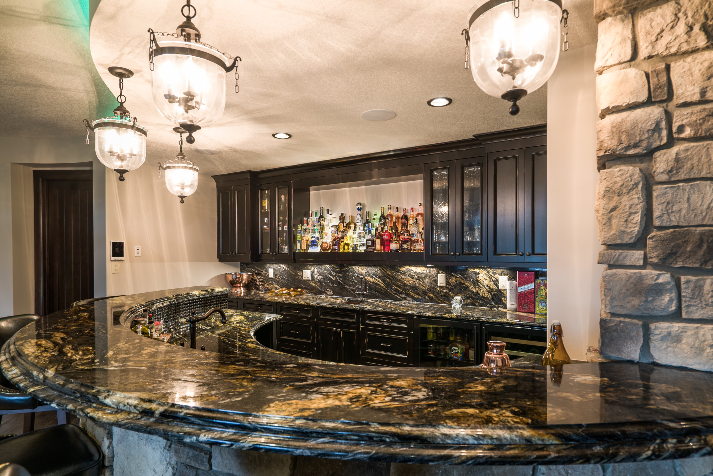 03 - Harmony Bar.jpg
