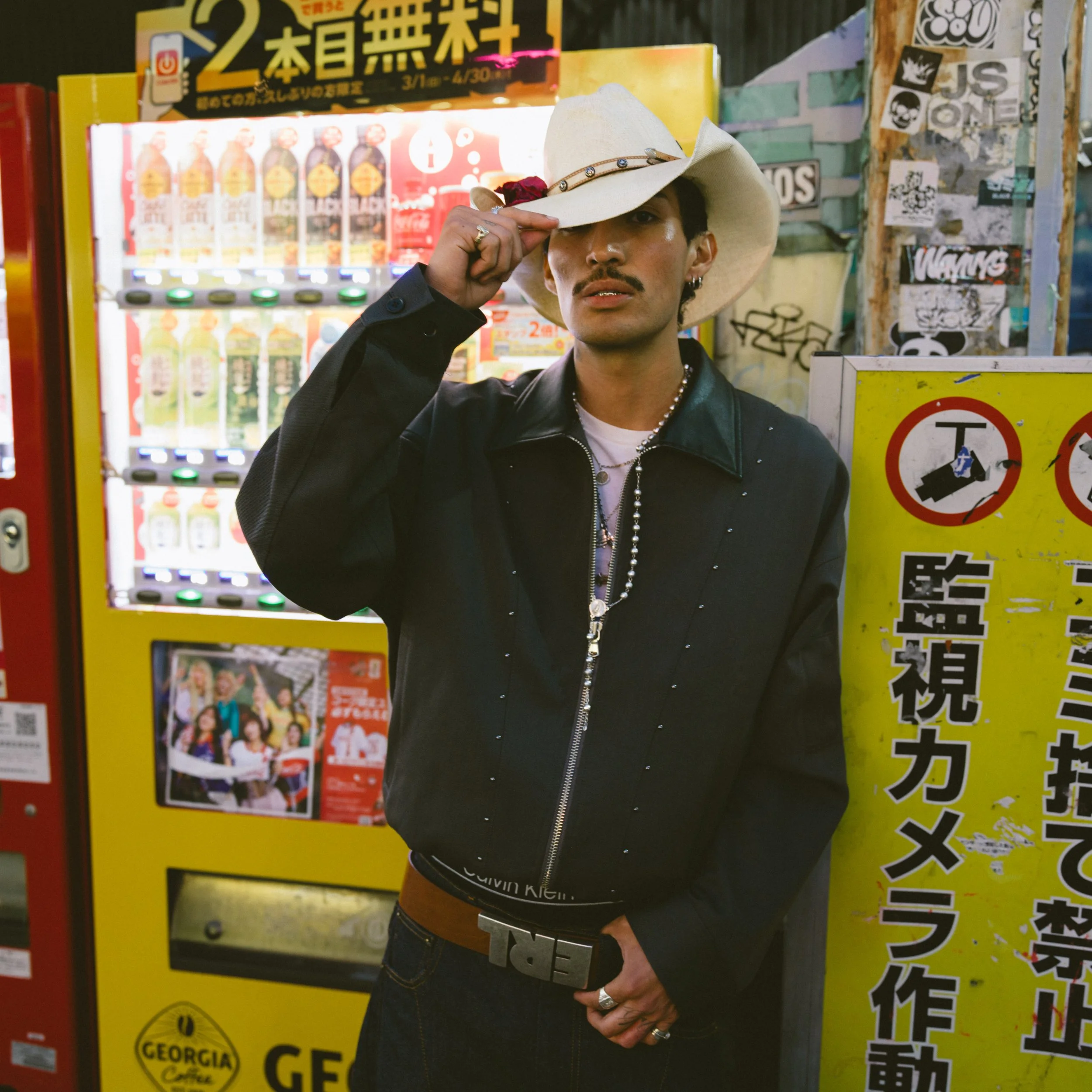 B0023349.jpg