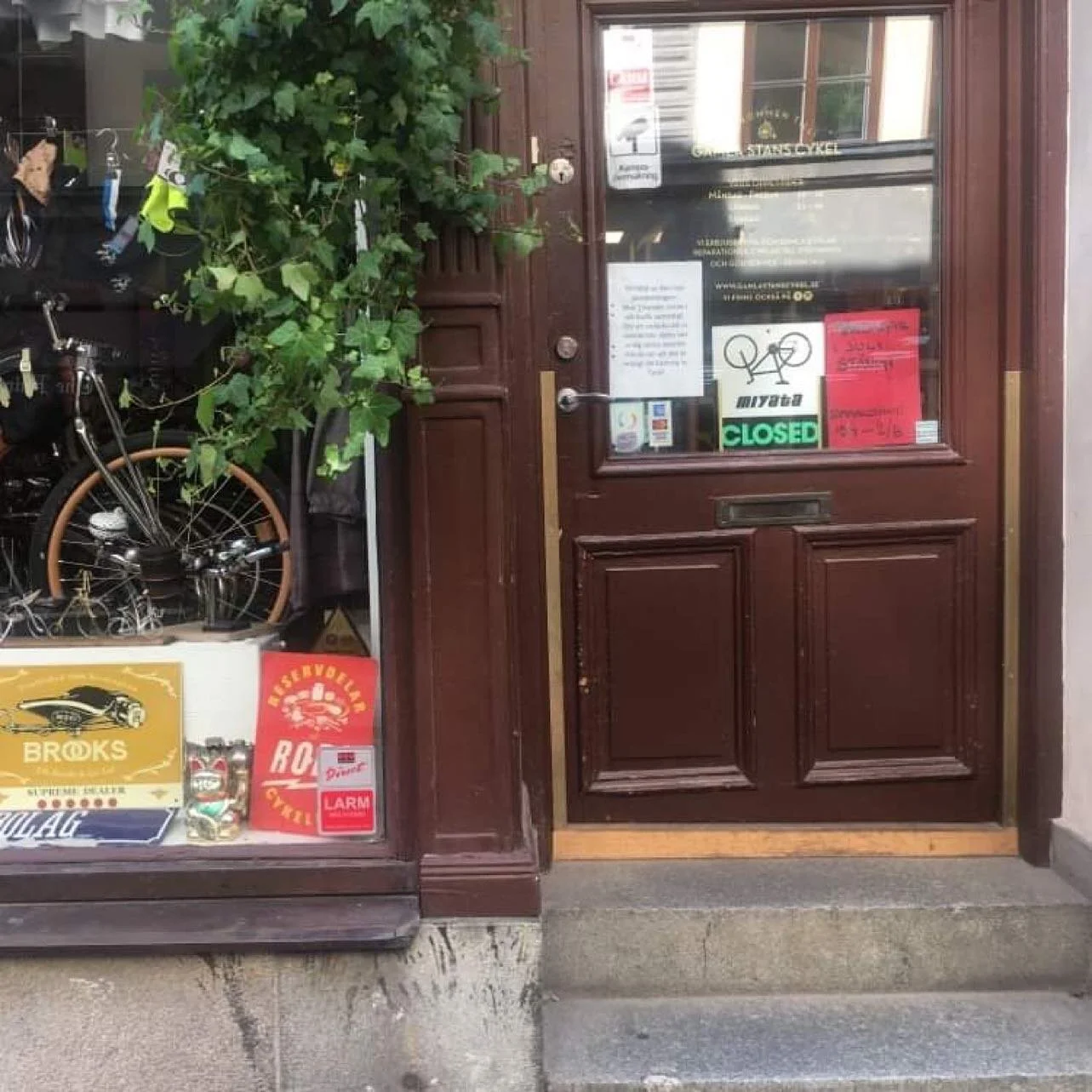Nu tar vi lite sommarledigt. Butiken har st&auml;ngt 19/7-2/8. Trevlig sommar &ouml;nskar vi alla v&aring;ra cyklister!!! #gamlastan #cyklaistockholm #stockholm #rentabikestockholm #rentabike