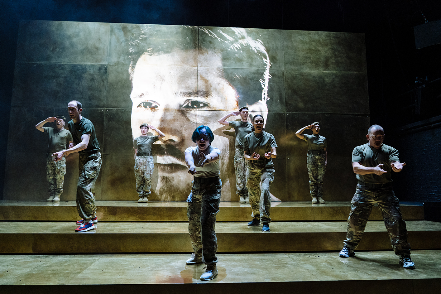 Henry V (Donmar Warehouse) [📷 Helen Murray]