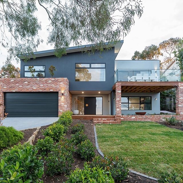 😍👏🏻 and that&rsquo;s a wrap on our Curtin client build. This project involved a complete gut, renovation and extension, new windows, walls and roof with underground storage and construction of a 6 car garage. Actual build time of 9 months plus a c