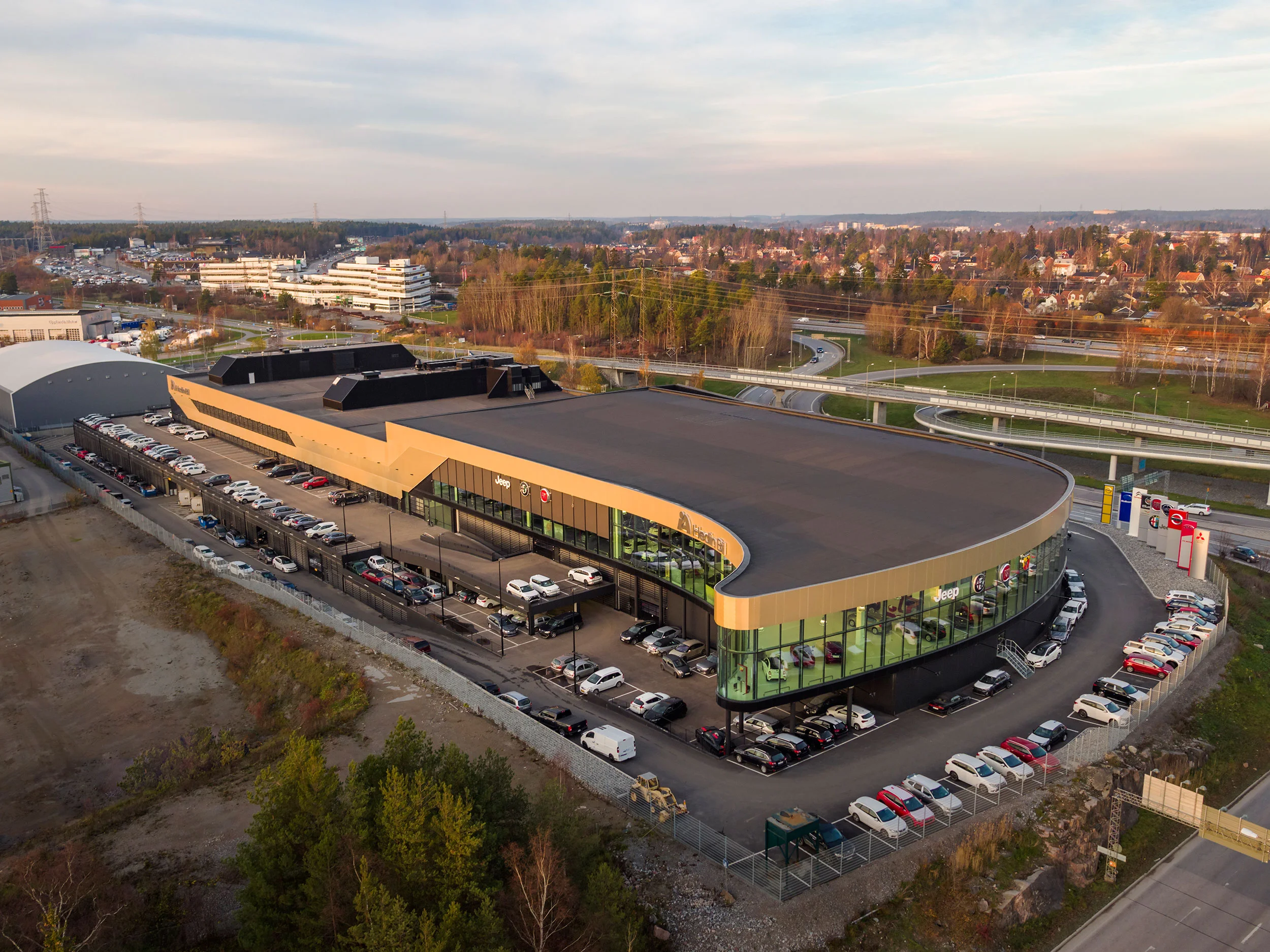 hedin bil akalla_1_webb.jpg