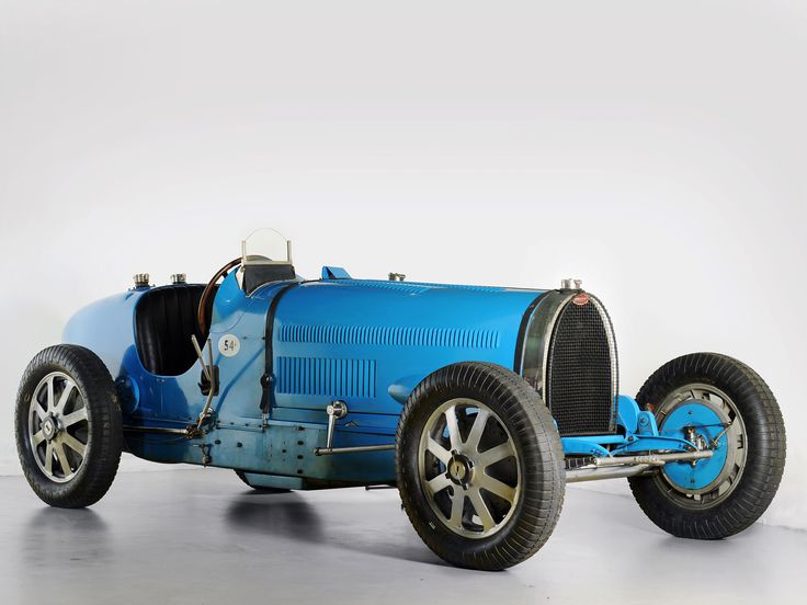 Blue Bugatti.jpg