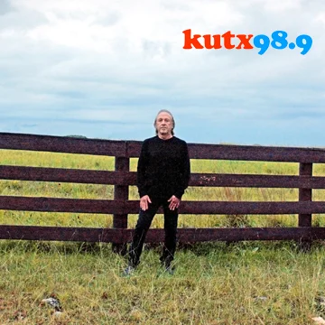 Stephen Doster visits KUTX, Austin's Studio 1A