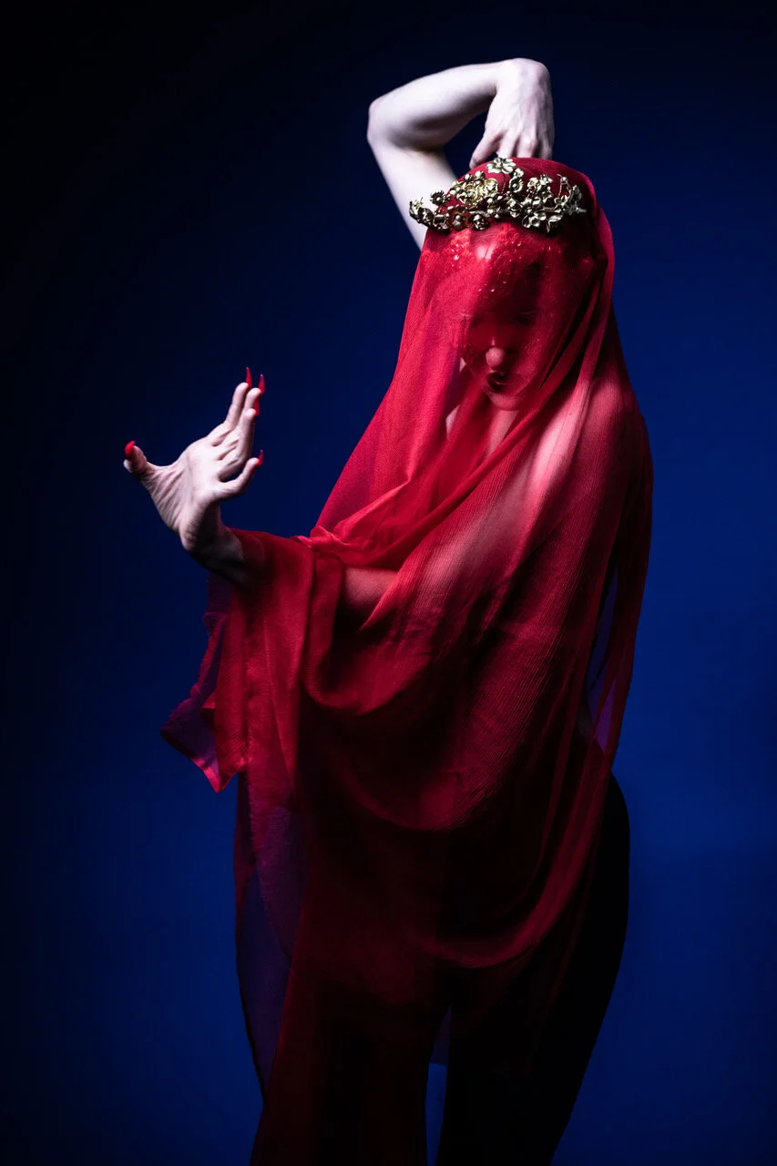 ©Rah Petherbridge Photography - red pla la-4.jpeg