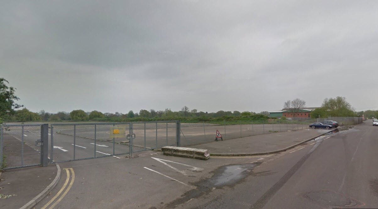 we're sure local people could think of a better use for this piece of green belt if they were allowed to. Image from paul wellman