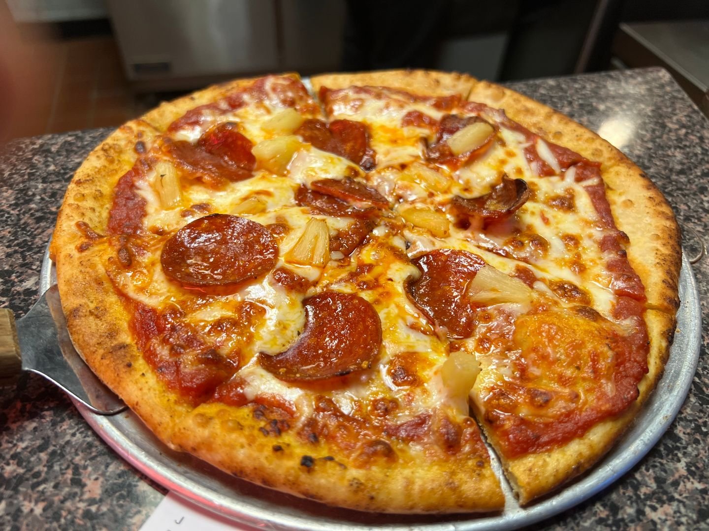 Pizza Hawaian.jpg