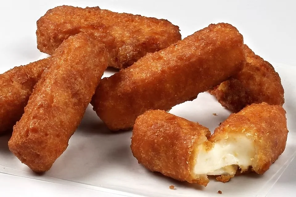 30431_LW-Battered-Mozzarella-Sticks-Parchment.jpg