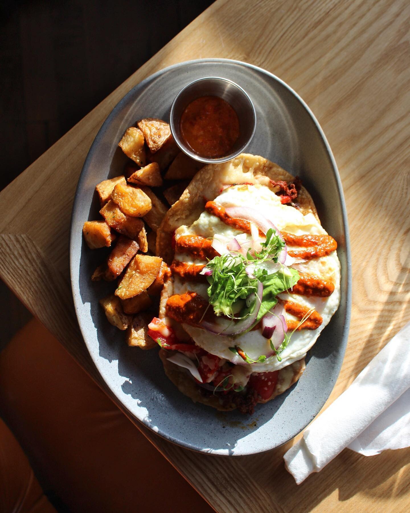 Snow Day + schools closed + you ran through your weekly groceries. All signs point to brunch! Cafe Lift will be open 8-3🍳