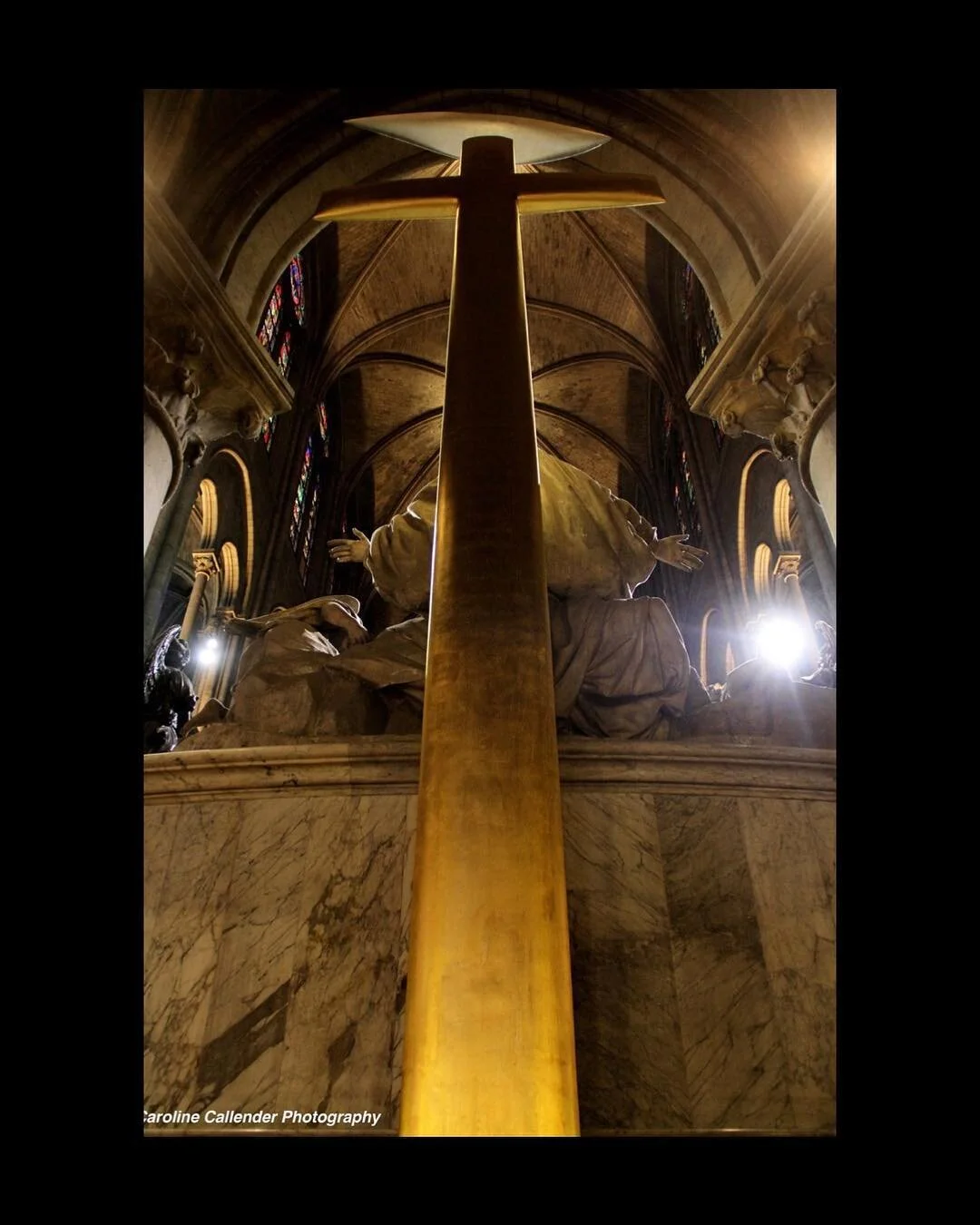 Mon c&oelig;ur pleure!! #paris #notredameparis #godsavethenotredame