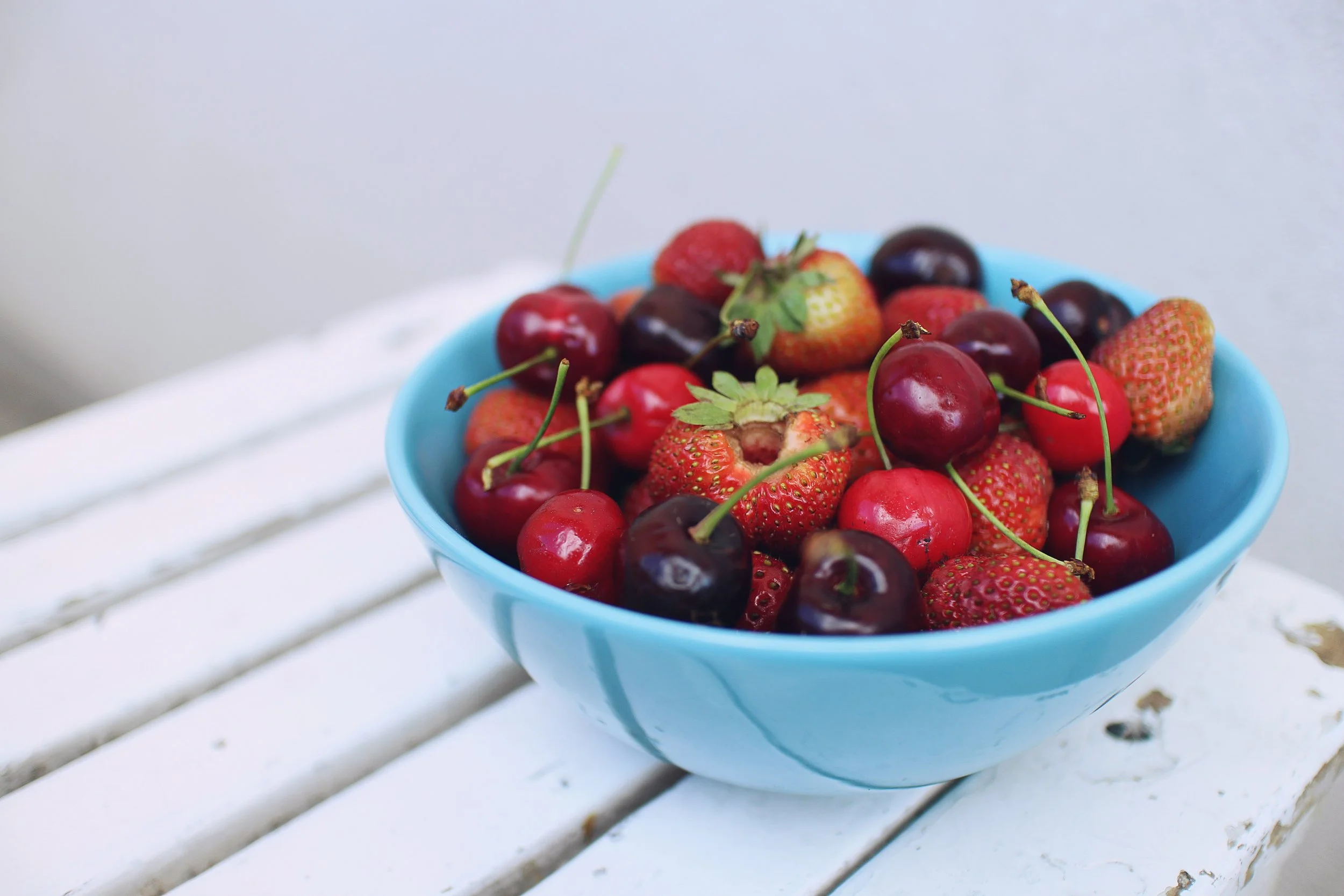 berries in bowl.jpeg