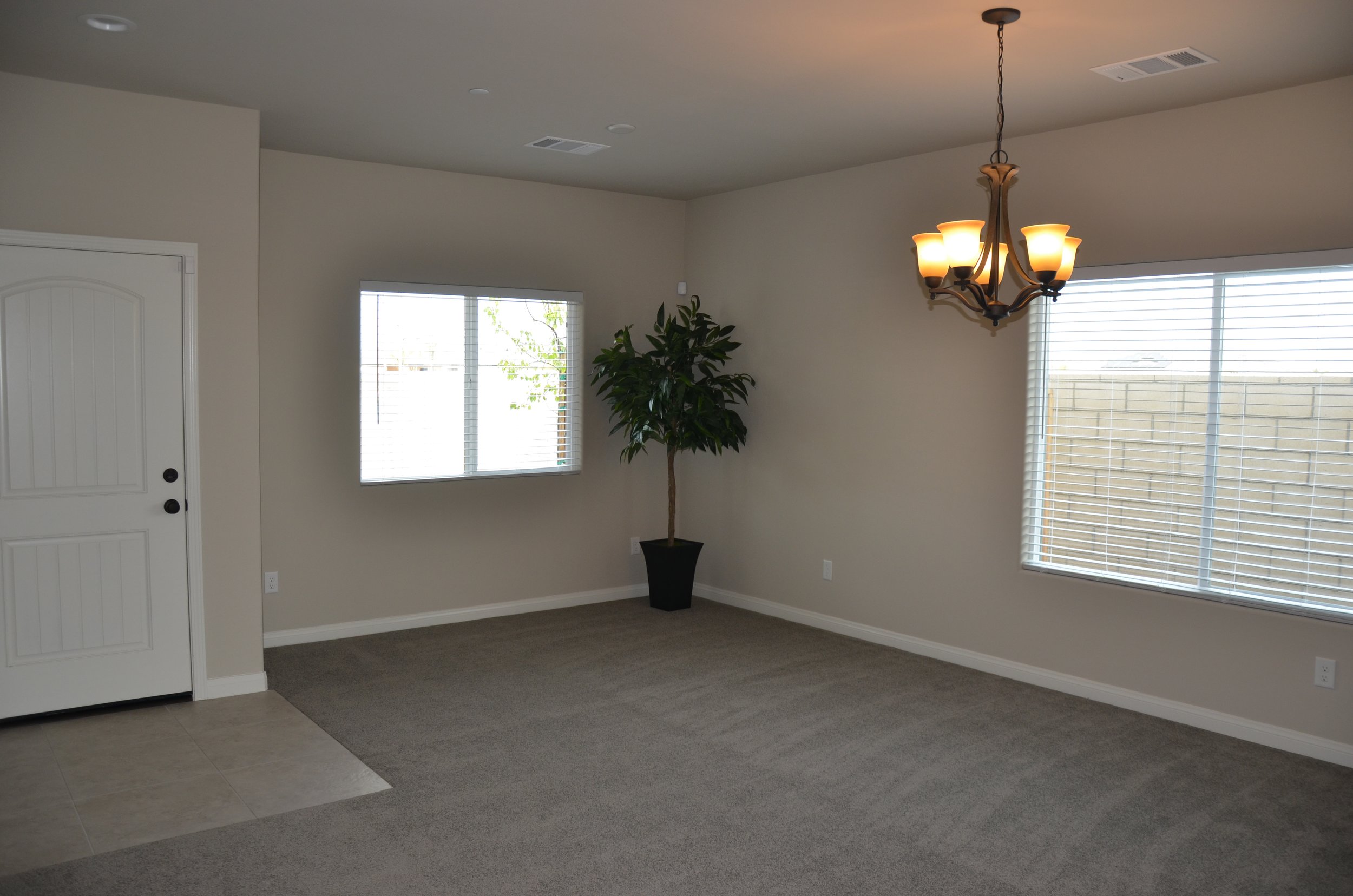 3 - Interior Entry.JPG