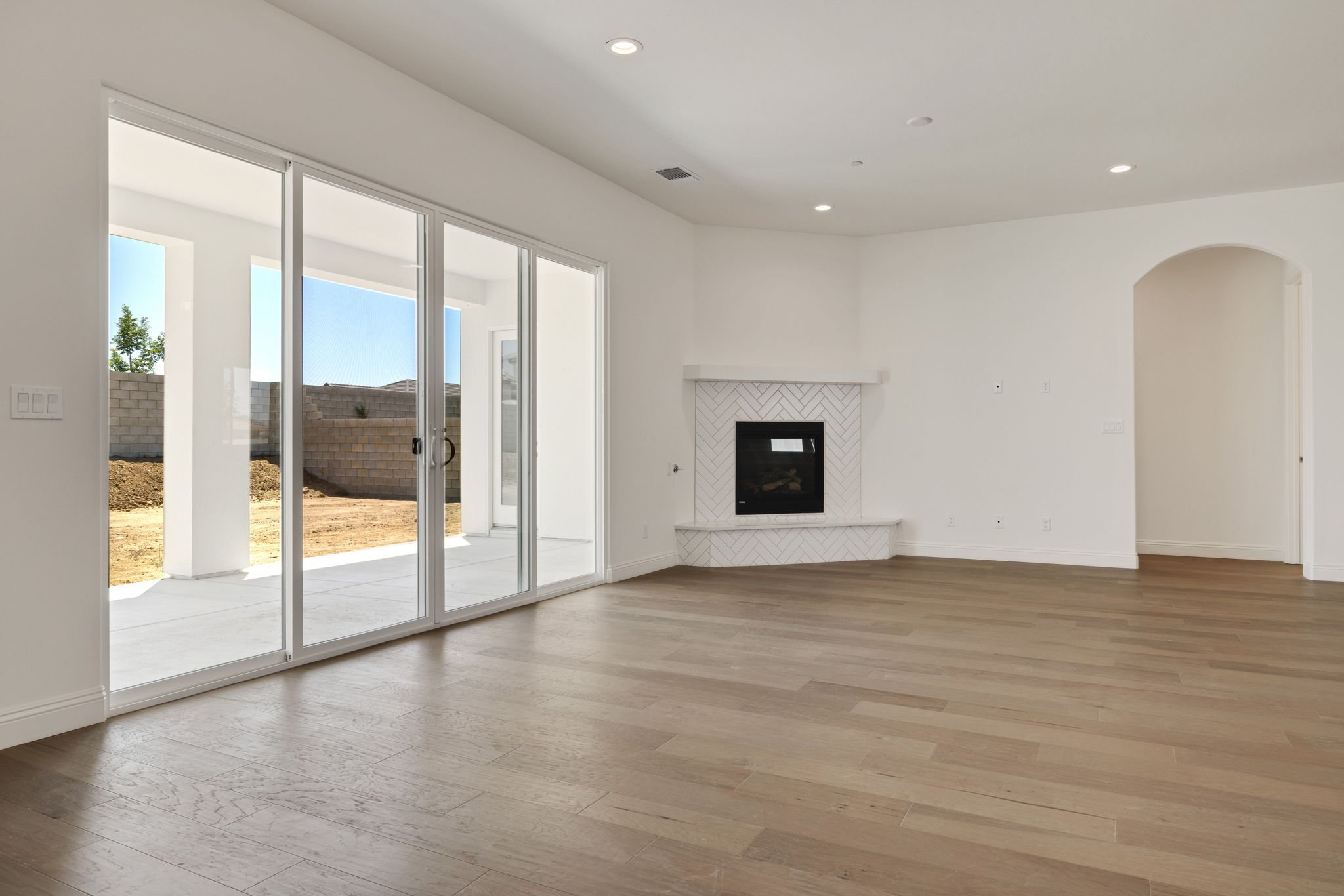 15-web-or-mls-7508-ruthburg-wy.jpeg