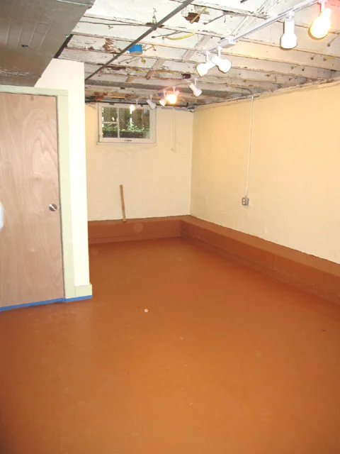 bsmt2.jpg