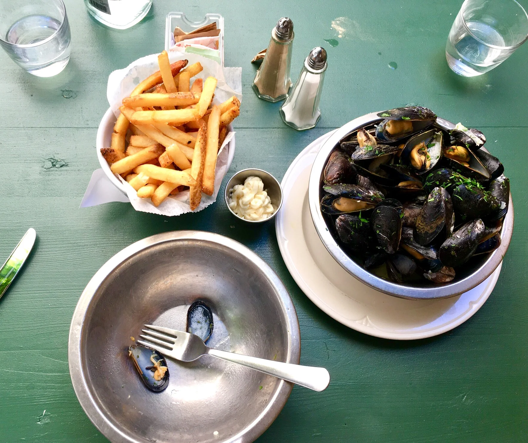 MOULES FRITES